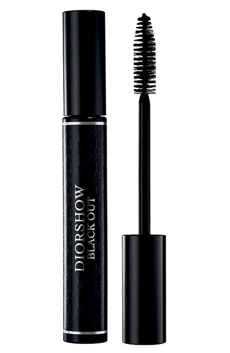 dior blackout mascara review.